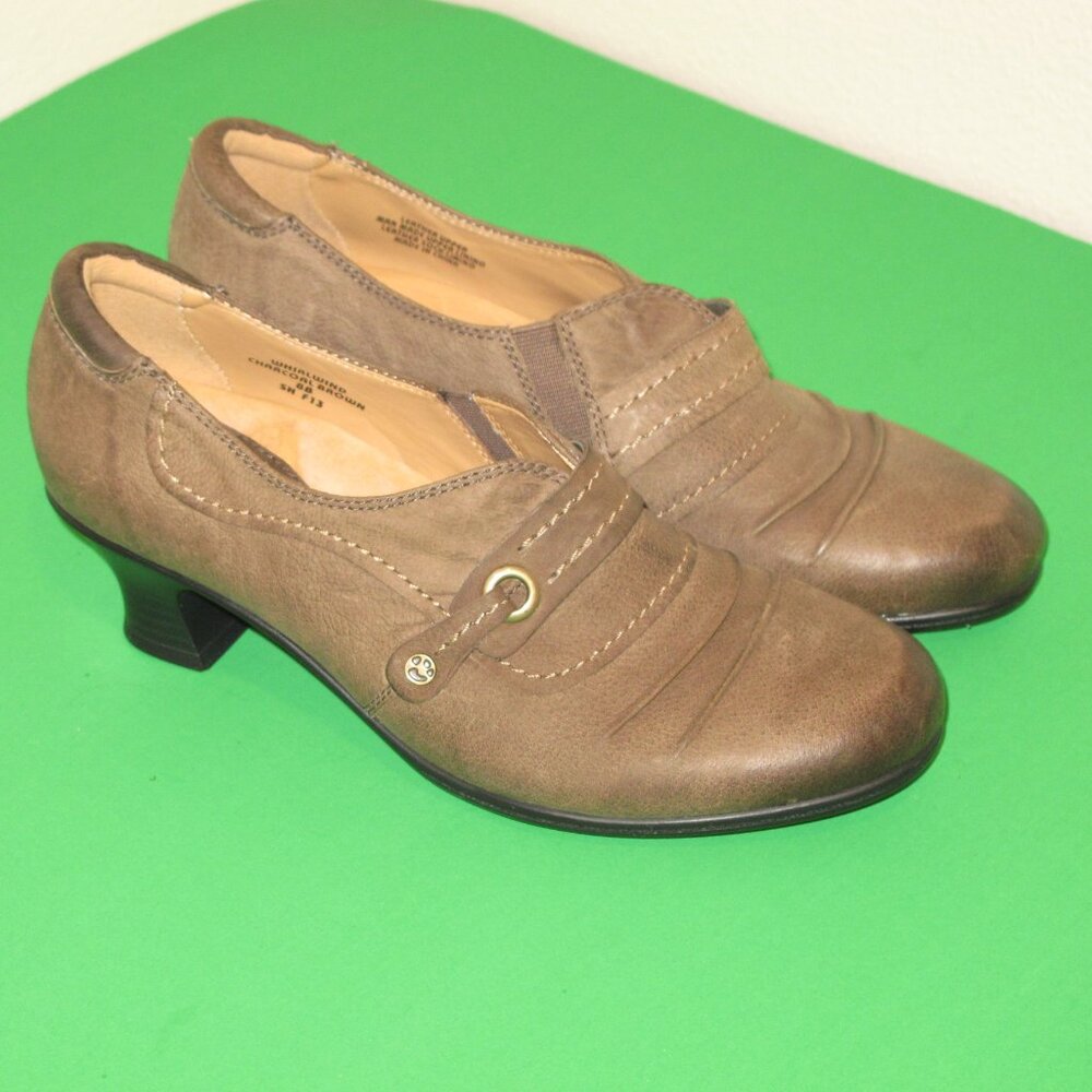 Earth Whirlwind Brown Woman’s Size 8B Leather